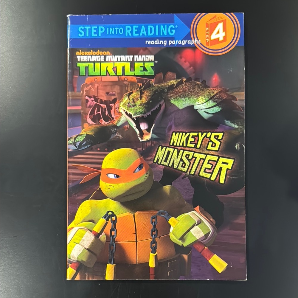 Teenage Mutant Ninja Turtles: Mikey’s Monster - A Step Into Reading Step 4 Book